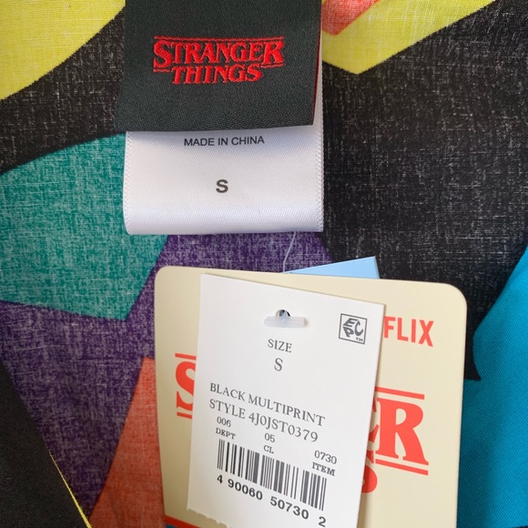 TARGET STRANGER THINGS ROMPER EL COSTUME NETFLIX S - Picture 5 of 8